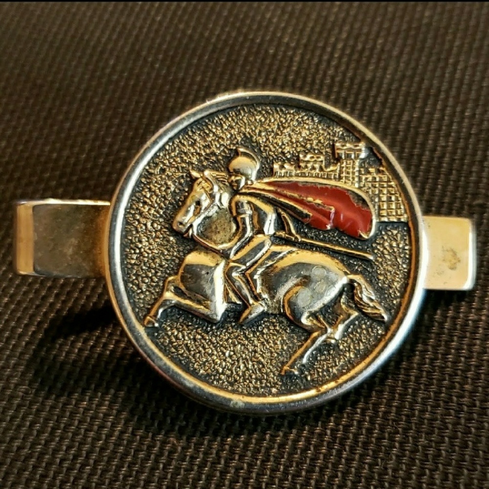 Vintage Swank Heraldic Knight Gold Tone Tie Clip